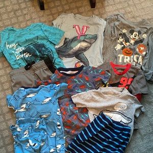 Boys 4T clothing 4 shirts, 3 pairs of pjs, 1 short